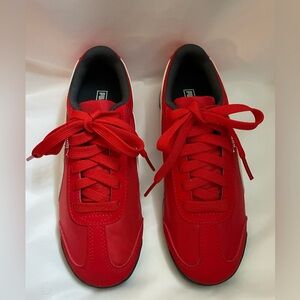 Puma Roma unisex sneakers size 2